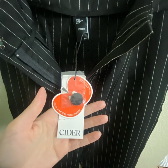 Pinstriped Button Down Straight Wide Leg Trousers XS - Picture 7 of 8